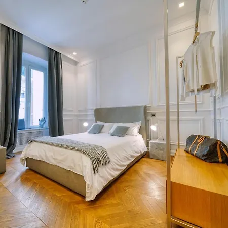 Via Chiodo Luxury