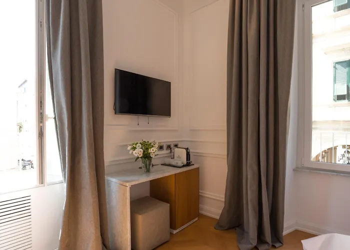 Via Chiodo Luxury 4*