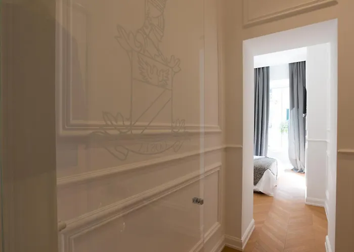 Casa de hóspedes Via Chiodo Luxury 4*