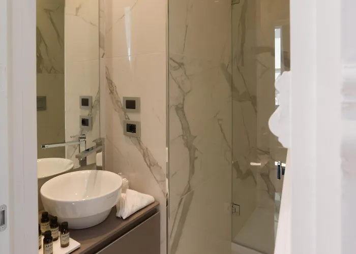 Casa de hóspedes Via Chiodo Luxury 4*