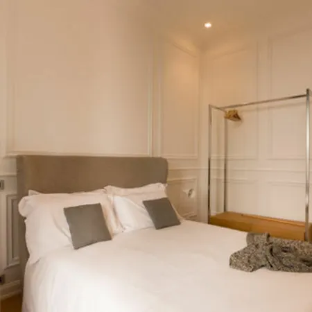 Casa de hóspedes Via Chiodo Luxury 2*
