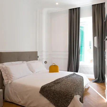 Via Chiodo Luxury 4* Ла-Спеція