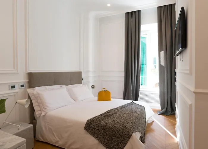 Via Chiodo Luxury 4* La Spezia